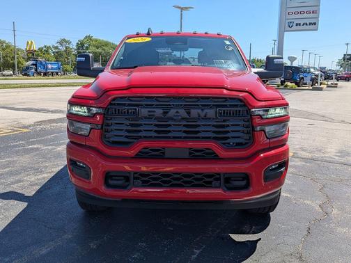 Flame Red Clearcoat 2026 RAM 2500 Big Horn Crew Cab 4x4 6'4' Box