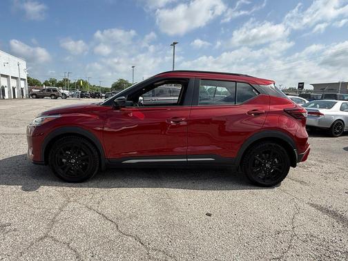 Scarlet Ember Tintcoat 2023 Nissan Kicks SR