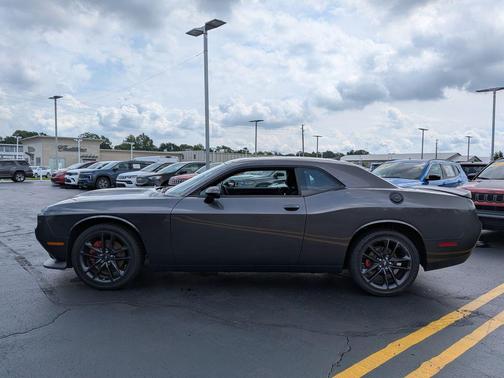 Granite Pearlcoat 2023 Dodge Challenger GT