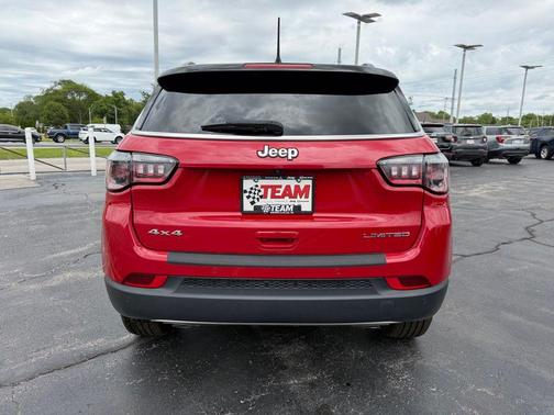 Redline Pearlcoat 2023 Jeep Compass Limited