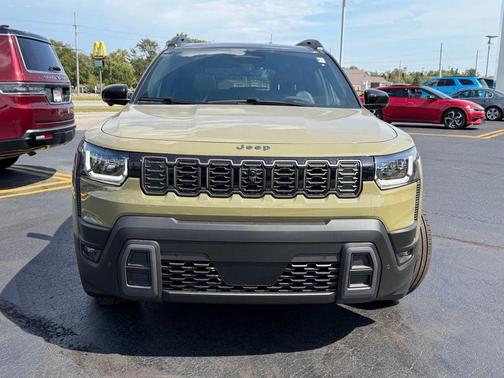 '41 2026 Jeep Cherokee Overland