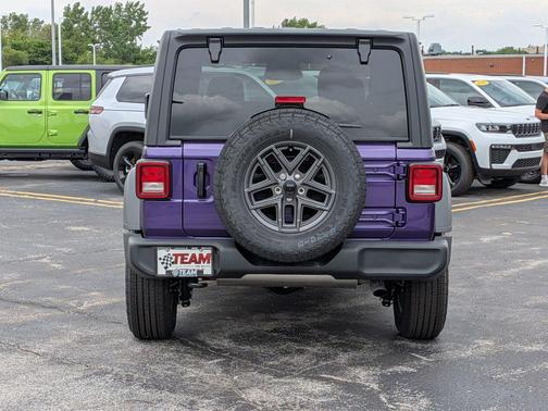 Reign 2026 Jeep Wrangler Sport S