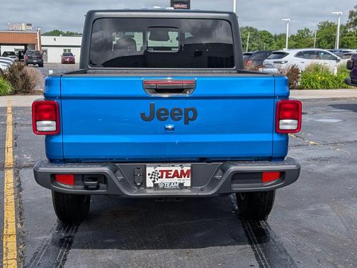 Hydro Blue Pearlcoat 2026 Jeep Gladiator Sport S