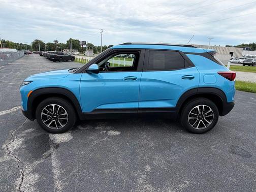 Marina Blue Metallic 2025 Chevrolet Trailblazer LT