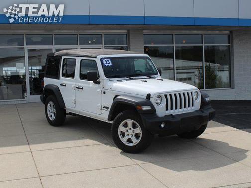 Bright White Clearcoat 2023 Jeep Wrangler Sport S
