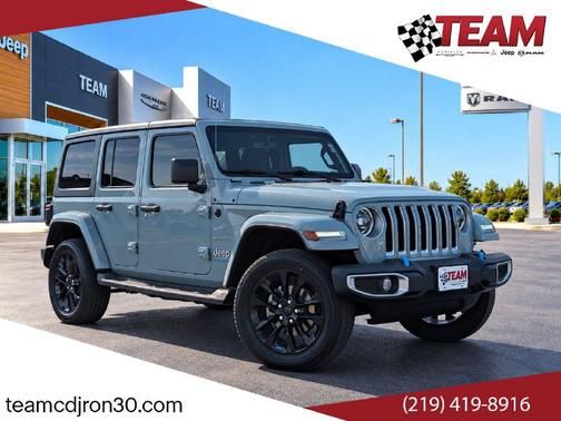 Earl Clearcoat 2023 Jeep Wrangler 4xe Sahara
