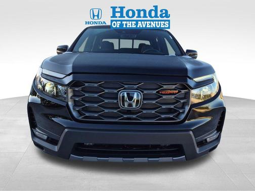 Crystal Black Pearl 2026 Honda Ridgeline TrailSport+