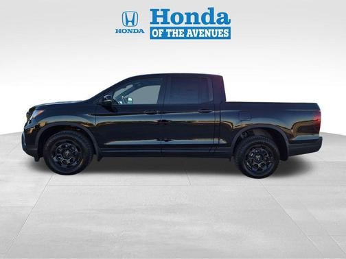 Crystal Black Pearl 2026 Honda Ridgeline TrailSport+