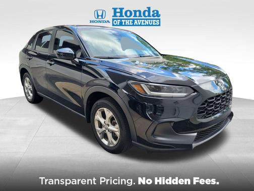Crystal Black Pearl 2024 Honda HR-V LX