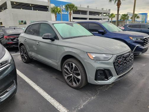 2022 Audi SQ5 3.0T Premium Plus