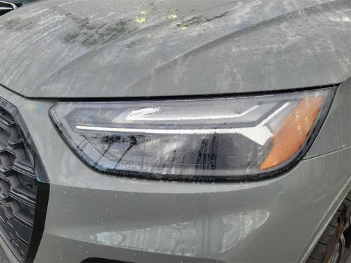 2022 Audi SQ5 3.0T Premium Plus