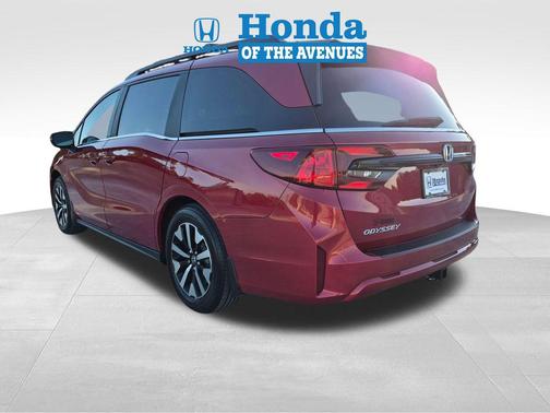 Radiant Red Metallic II 2026 Honda Odyssey EX-L