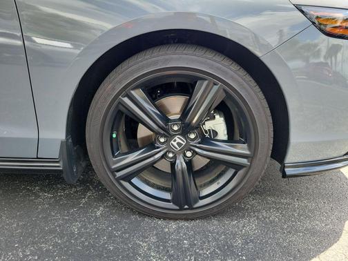 Urban Gray Pearl 2025 Honda Accord Hybrid Sport-L