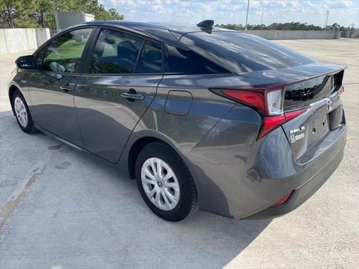2021 Toyota Prius L