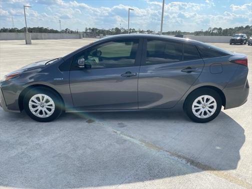 2021 Toyota Prius L