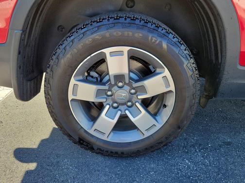 Radiant Red Metallic II 2024 Honda Ridgeline RTL