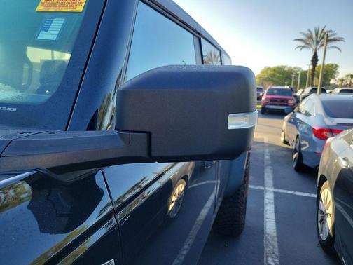 SHADOW BLACK 2023 Ford Bronco Wildtrak