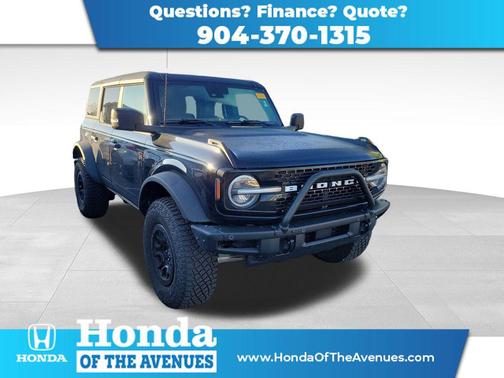 SHADOW BLACK 2023 Ford Bronco Wildtrak