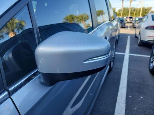 Solar Silver Metallic 2026 Honda Odyssey Touring