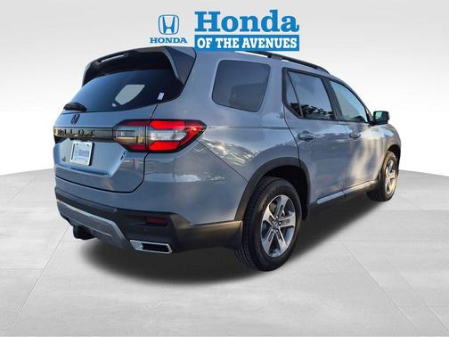 Sonic Gray Pearl 2026 Honda Pilot EX-L