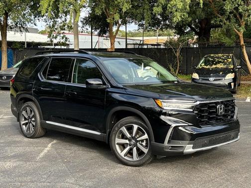 2025 Honda Pilot Elite