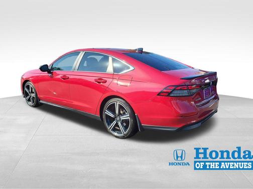 R-569m 2023 Honda Accord Hybrid Sport