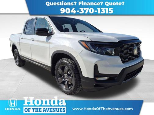 Platinum White Pearl 2026 Honda Ridgeline TrailSport