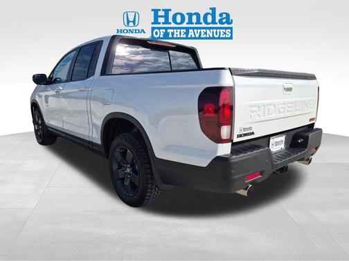 Platinum White Pearl 2026 Honda Ridgeline TrailSport