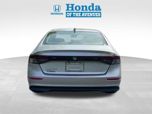 2025 Honda Accord LX 1.5T