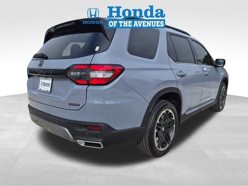 2026 Honda Pilot Touring 8-Passenger