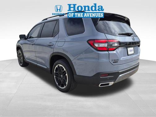 2026 Honda Pilot Touring 8-Passenger