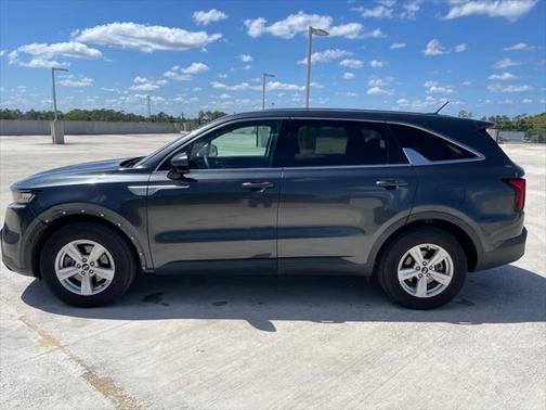 2021 Kia Sorento LX