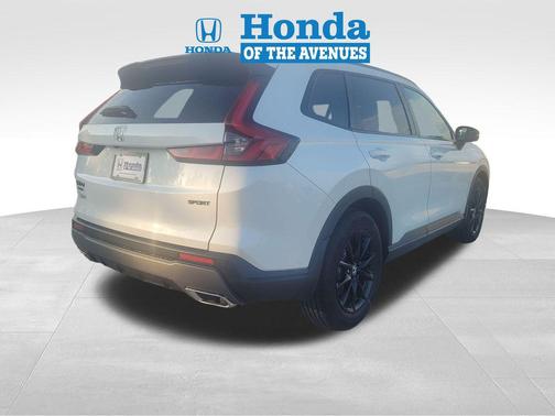 Platinum White Pearl 2026 Honda CR-V Hybrid Sport-L FWD