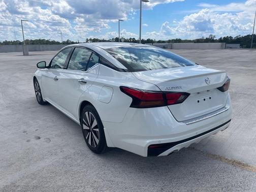 2021 Nissan Altima 2.5 SL