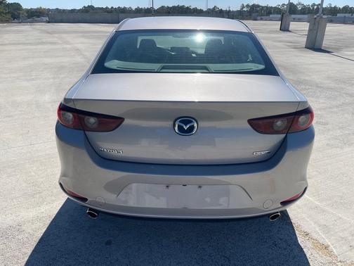 2024 Mazda Mazda3 FWD w/Preferred Package