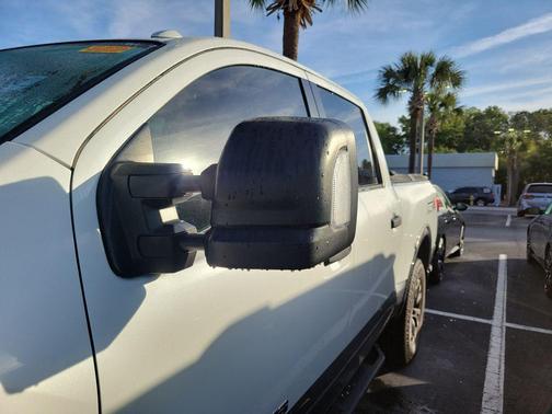 2018 Nissan Titan PRO-4X