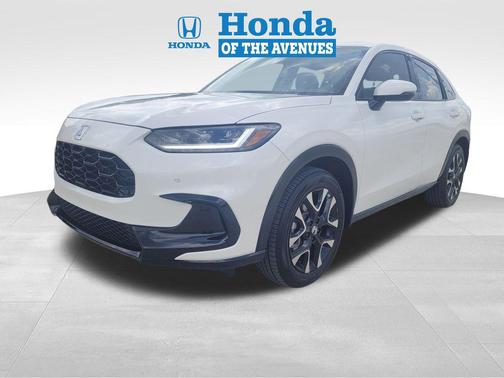 Platinum White Pearl 2027 Honda HR-V EX-L