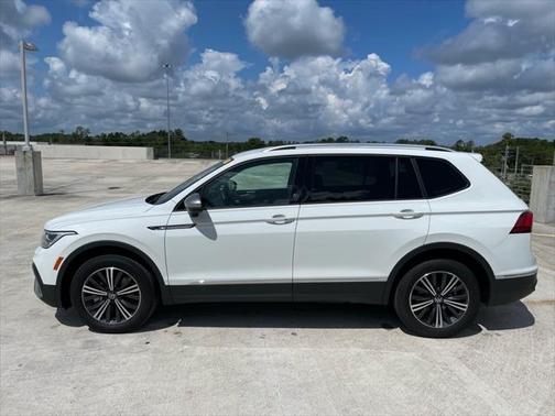 2024 Volkswagen Tiguan 2.0T Wolfsburg Edition
