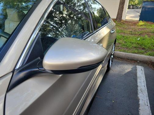 Champagne Frost Pearl 2018 Honda Accord Touring