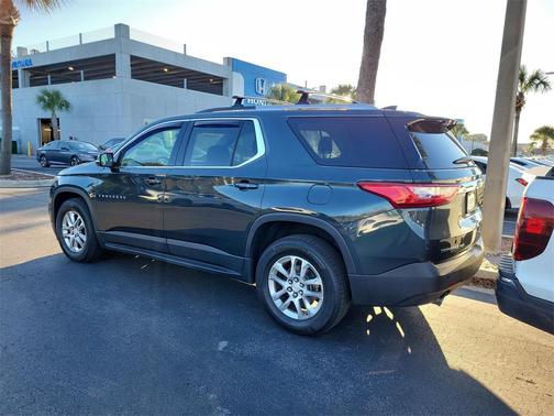 2018 Chevrolet Traverse LT Cloth