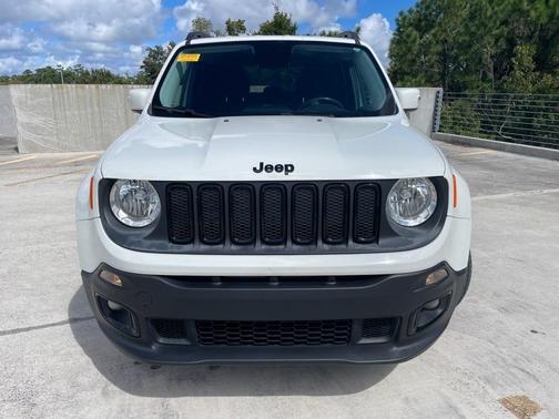 2017 Jeep Renegade Altitude