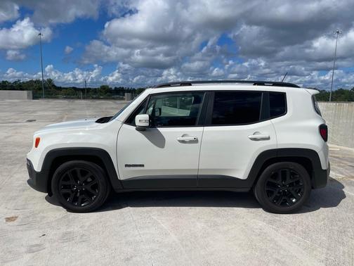 2017 Jeep Renegade Altitude