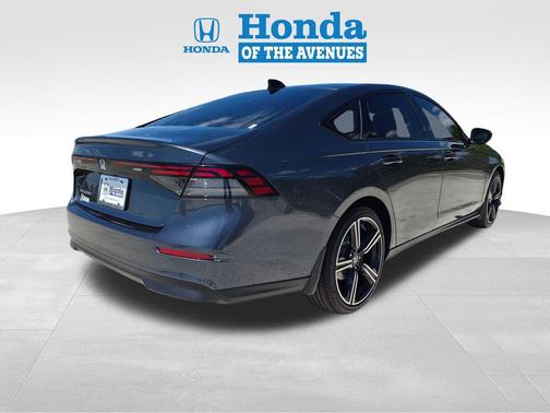 Meteorite Gray Metallic 2026 Honda Accord SE