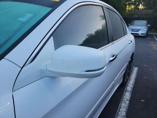 White Orchid Pearl 2016 Honda Accord EX-L