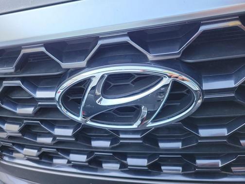 Earthy Bronze 2020 Hyundai SANTA FE SE 2.4