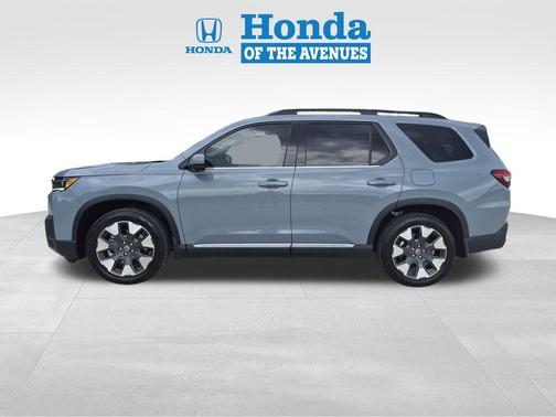 Sonic Gray Pearl 2026 Honda Pilot Elite