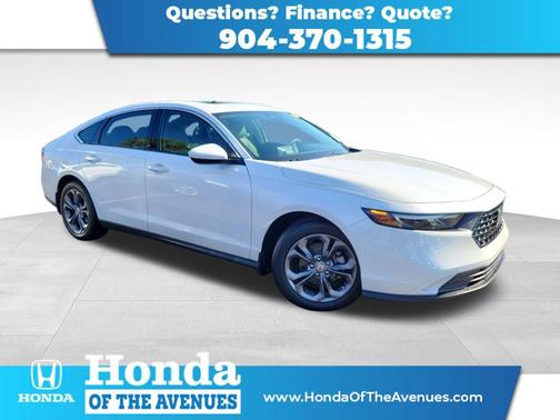 Platinum White Pearl 2023 Honda Accord EX