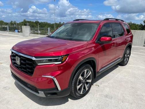 2025 Honda Pilot Touring 8-Passenger