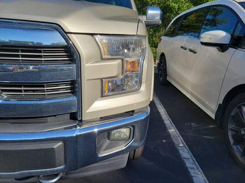 WHITE GOLD 2017 Ford F-150 Lariat