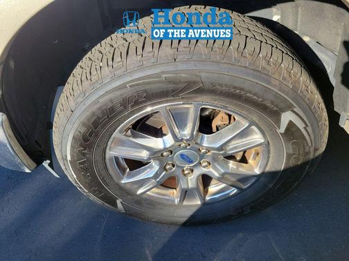 WHITE GOLD 2017 Ford F-150 Lariat
